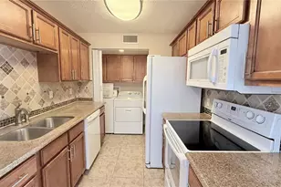 524 Orange Dr, Altamonte Springs, FL 32701 - Photo 5