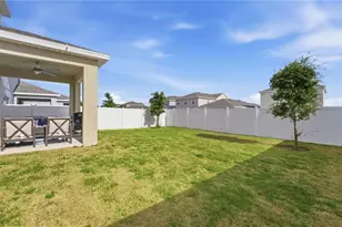6825 Wilson Hammock Ave, Groveland, FL 34736 - Photo 13