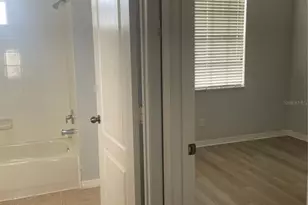 9385 Jasmine Flower Ln, Orlando, FL 32832 - Photo 9