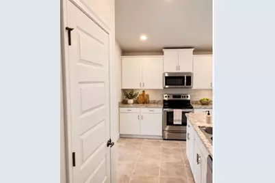 583 Jett Ln, Davenport, FL 33837 - Photo 5