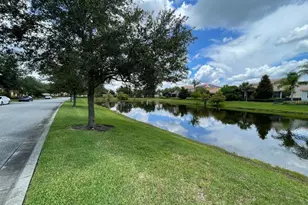 11956 Lorenza Ln, Orlando, FL 32827 - Photo 9