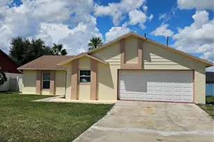 179 Birmingham Dr, Kissimmee, FL 34758 - Photo 1
