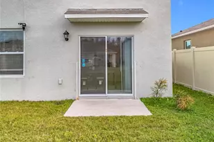 1634 Reddish Egret Ct, Davenport, FL 33897 - Photo 11