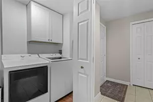 6663 Queens Borough Ave, Orlando, FL 32835 - Photo 3