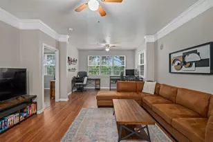 6663 Queens Borough Ave, Orlando, FL 32835 - Photo 9