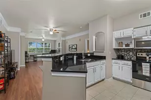 6663 Queens Borough Ave, Orlando, FL 32835 - Photo 5