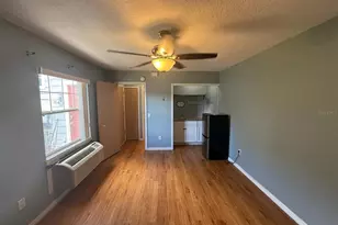 843 Caribbean Dr, Davenport, FL 33897 - Photo 5