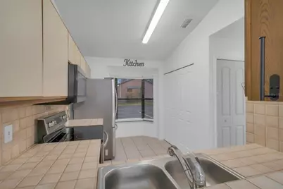 2432 King Oak Court, Saint Cloud, FL 34769 - Photo 17