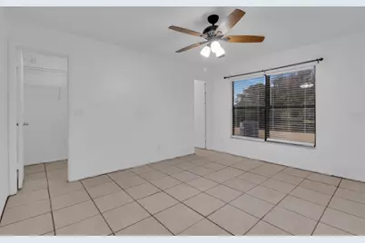 2432 King Oak Court, Saint Cloud, FL 34769 - Photo 11