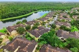 2820 Oakwater Dr, Kissimmee, FL 34747 - Photo 33