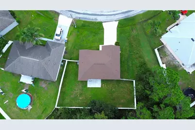 930 Derbyshire Drive, Kissimmee, FL 34758 - Photo 29