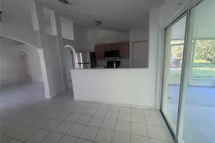 2422 Parsons Pond Cir, Kissimmee, FL 34743 - Photo 3
