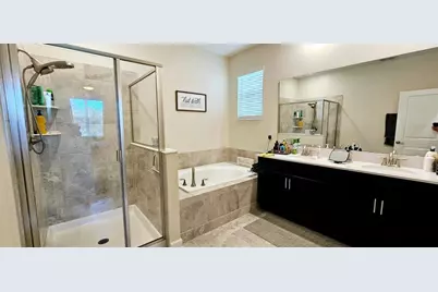 2424 Camden Park Avenue, Davenport, FL 33837 - Photo 9