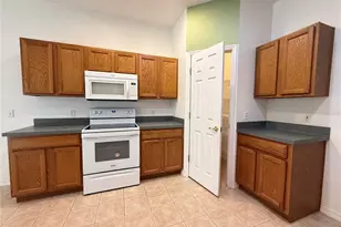 219 Knoll Wood Dr, Poinciana, FL 34759 - Photo 9