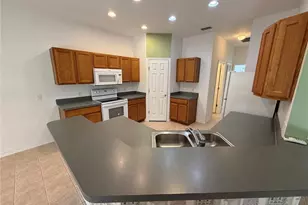 219 Knoll Wood Dr, Poinciana, FL 34759 - Photo 7