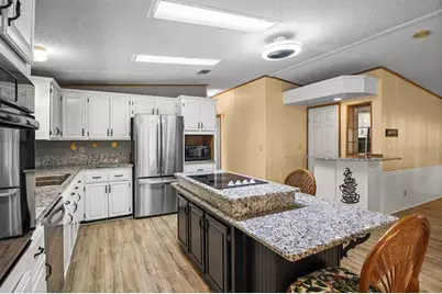 6627 Westchester Drive NE, Winter Haven, FL 33881 - Photo 13