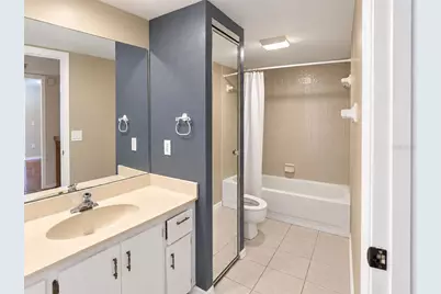 5263 Brook Court #247, Orlando, FL 32811 - Photo 15