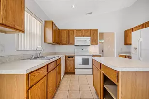 855 Brayton Ln, Davenport, FL 33897 - Photo 23
