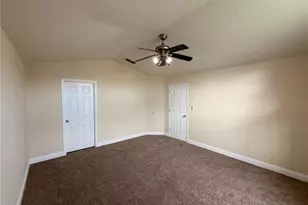 4647 Eagle Peak Dr, Kissimmee, FL 34746 - Photo 23
