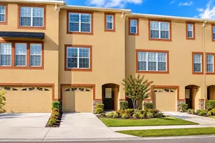 2525 Middleton Grove Dr, Brandon, FL 33511 - Photo 1
