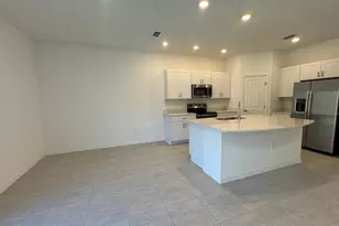 3579 Mayfair St, Kissimmee, FL 34758 - Photo 5