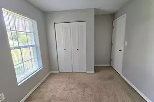 136 Birmingham Dr, Kissimmee, FL 34758 - Photo 11