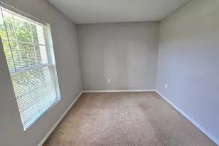 136 Birmingham Dr, Kissimmee, FL 34758 - Photo 9