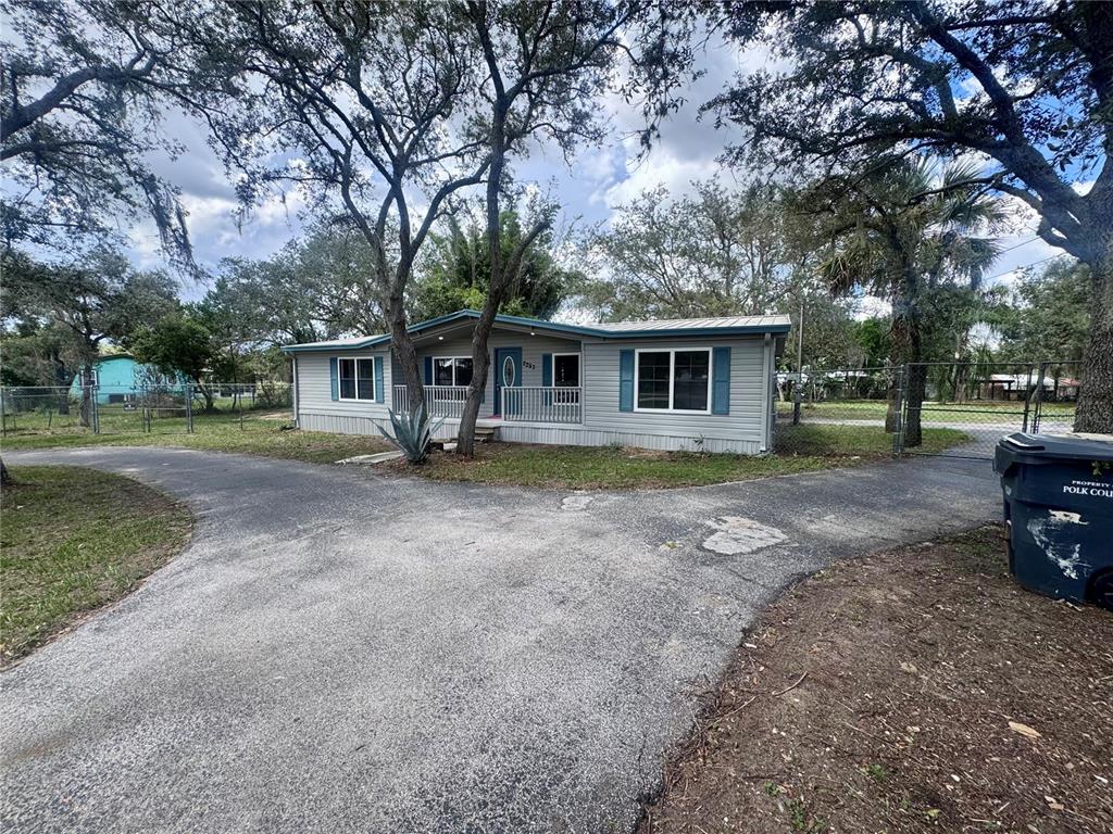 2293 Cantor Ct - 2293 Cantor Ct, Lake Wales, FL 33898 Luxury Property | Jose Angel Pina