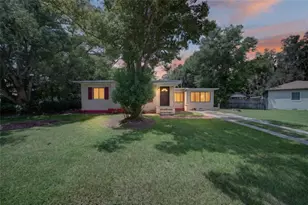 2402 S Summerlin Ave, Sanford, FL 32771 - Photo 3