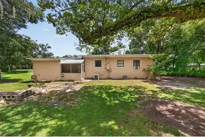 2402 S Summerlin Avenue, Sanford, FL 32771 - Photo 11