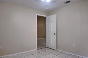 3112 Enclave Ct, Kissimmee, FL 34746 - Photo 9