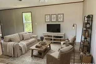 102 Livingston Ct, Satsuma, FL 32189 - Photo 5
