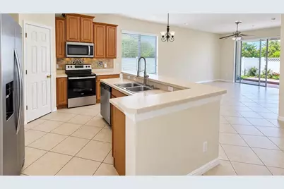 9382 Mustard Leaf Drive, Orlando, FL 32827 - Photo 5