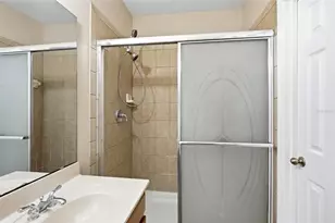9863 Tivoli Villa Dr, Orlando, FL 32829 - Photo 33