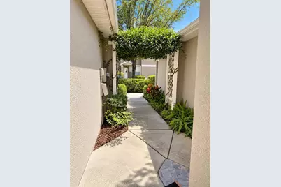 11180 Windsor Place Circle, Tampa, FL 33626 - Photo 3