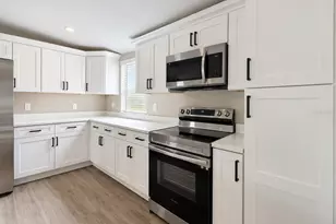 4808 Rollinglen Loop W, Lakeland, FL 33810 - Photo 5