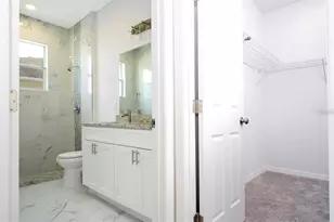 646 Desmoines Ct, Poinciana, FL 34759 - Photo 11