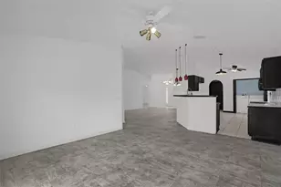 2013 Honeybell Ave, Haines City, FL 33844 - Photo 3