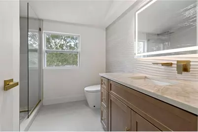 3232 W Oakellar Avenue, Tampa, FL 33611 - Photo 21