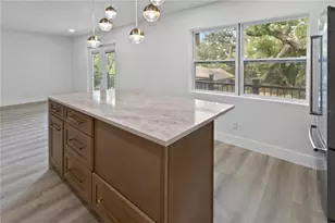 3232 W Oakellar Ave, Tampa, FL 33611 - Photo 7