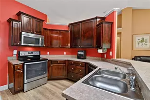 314 Sherborne Ln, Kissimmee, FL 34758 - Photo 17