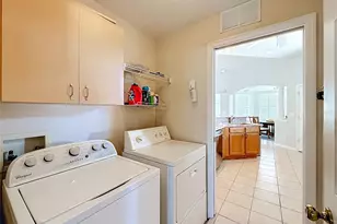 5693 Gulf Stream St, Tavares, FL 32778 - Photo 31