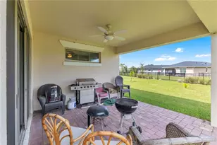 3232 Songbird Cir, Saint Cloud, FL 34773 - Photo 13