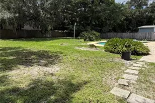 270 W Pineloch Ave, Orlando, FL 32806 - Photo 13