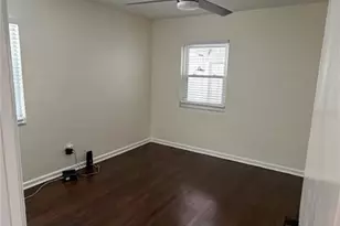270 W Pineloch Ave, Orlando, FL 32806 - Photo 9