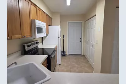 3126 Enclave Court, Kissimmee, FL 34746 - Photo 7