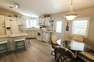 9122 Kestral Cir, Englewood, FL 34224 - Photo 7