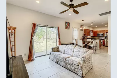 8735 Isla Bella Drive, Orlando, FL 32818 - Photo 3