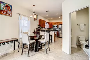 8735 Isla Bella Dr, Orlando, FL 32818 - Photo 5