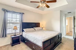 8735 Isla Bella Dr, Orlando, FL 32818 - Photo 11